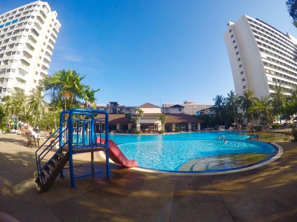 View Talay 1B Holidays Pattaya Exterior foto